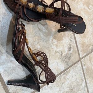 New York Transit jewel heel